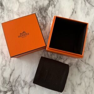 Authentic HERMES Jewelry Gift Box for Bracelet  - 3.25in x 3.25in x 3.5in